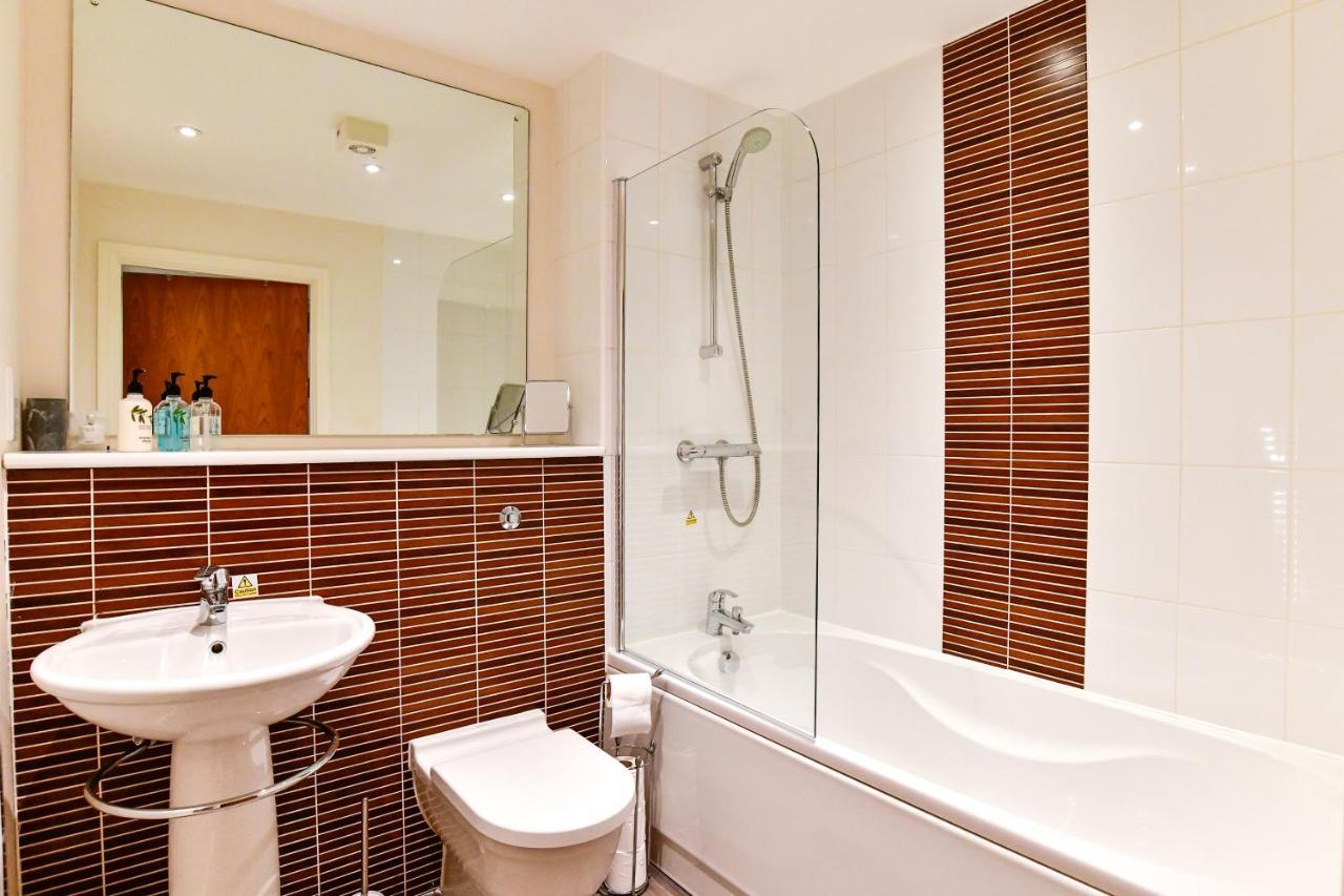 Meridian Quay Apartments, By Jsw Short Stay 스완지 외부 사진